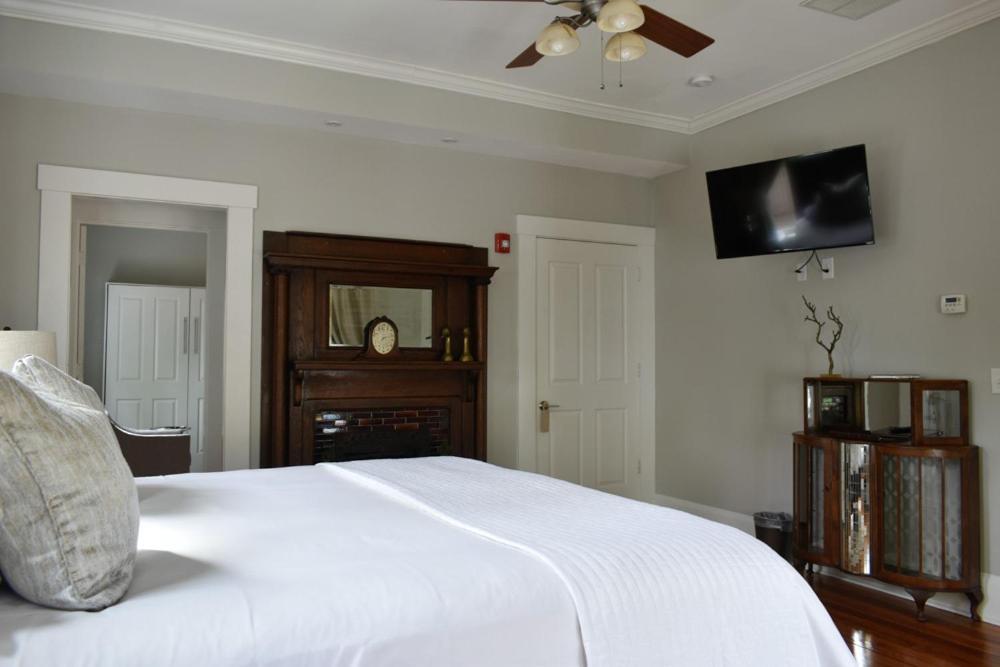 Sparrow Grove Manor Monroe Zimmer foto